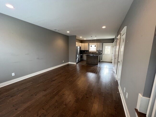 Photo - 107 Porter Terrace