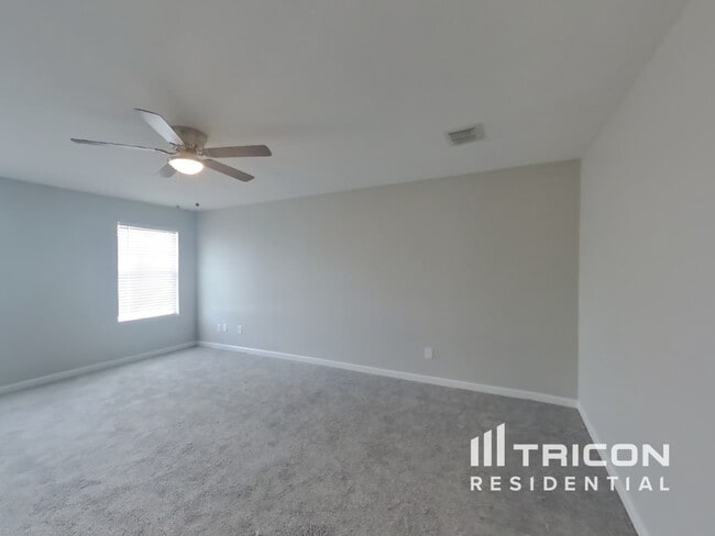 Photo - 12501 Shine Ave