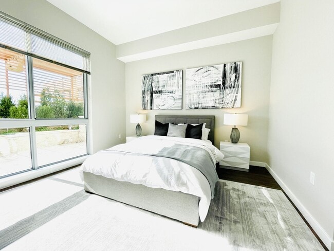 Photo - Opus @ Harbor Point