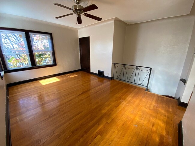 Photo - South City Charmer! Unit Floor 2