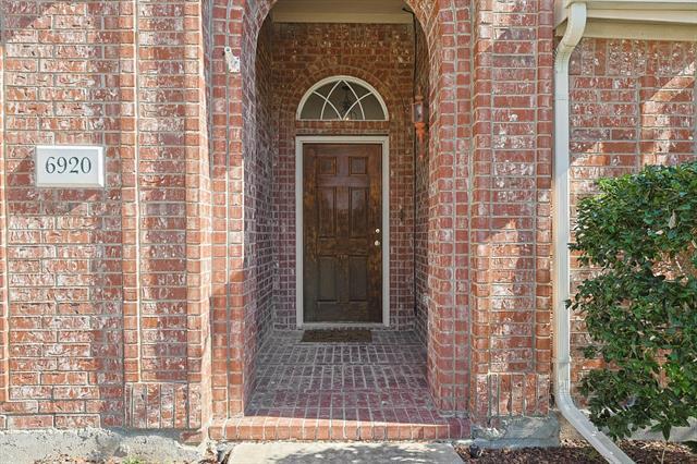 6920 Emerald Coast Dr