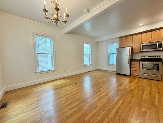 Photo - 157 M St Unidad 1