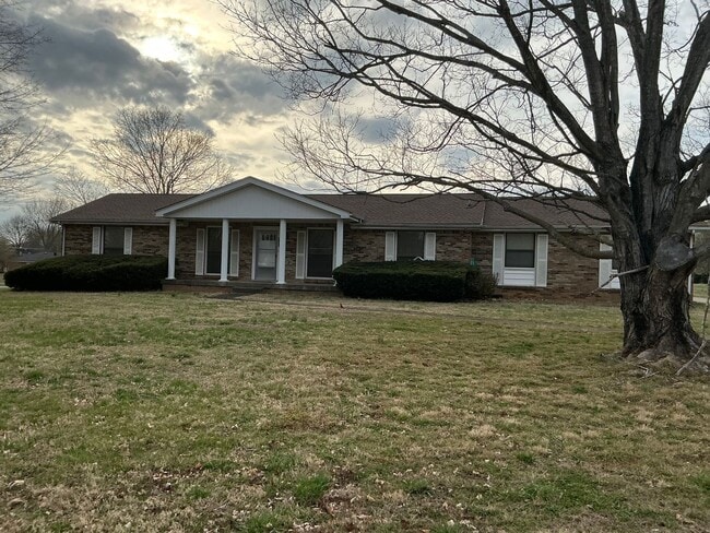 Photo - 476 Georgetown Rd