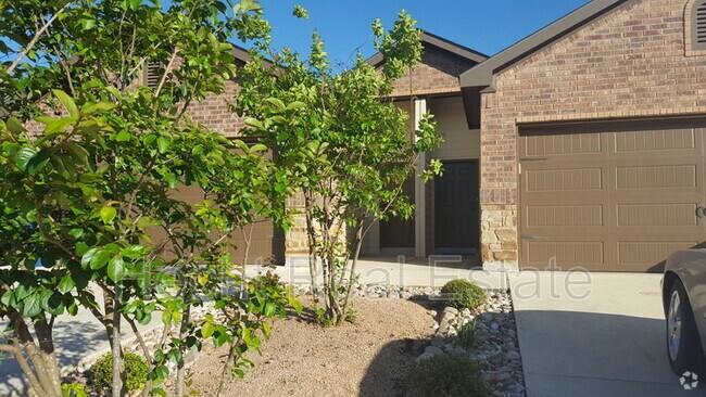 Building Photo - 1036 Carolyn Cove Rental