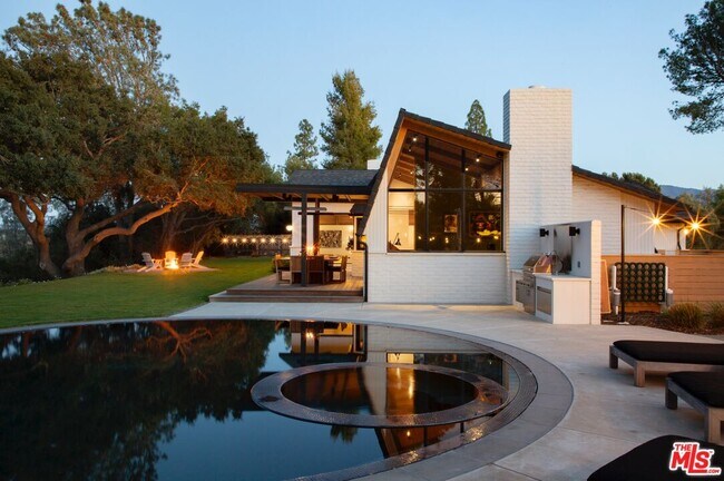 Photo - 5399 Baseline Ave