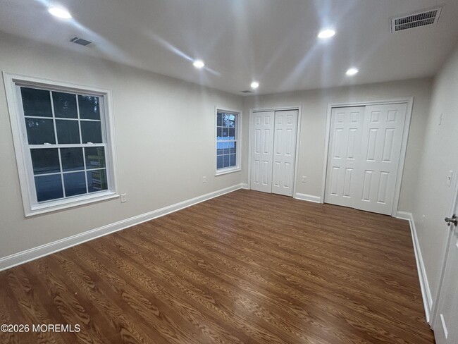 Photo - 1424 Monmouth Ave