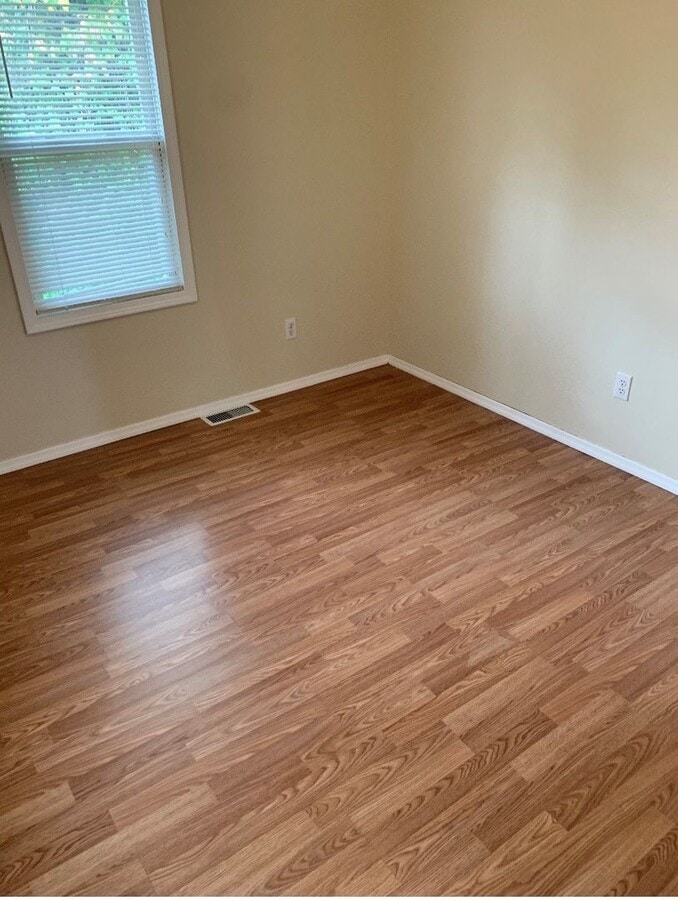 Photo - Beautiful Move in ready House!