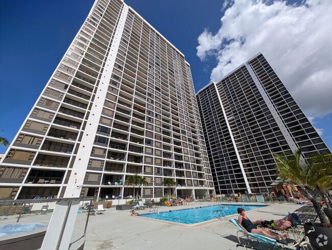 Building Photo - WAIKIKI BANYAN ALL UTILITIES INCLD 1BD/1BA... Unit 2401A Rental