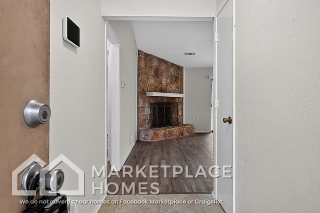 Photo - 1707 Provident Ln
