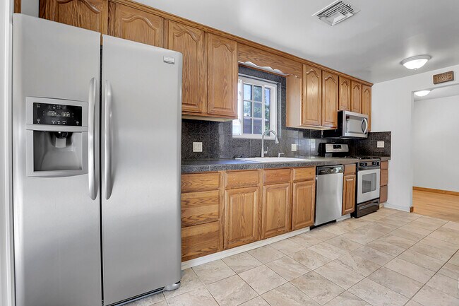 Photo - 5440 W Arizona Pl