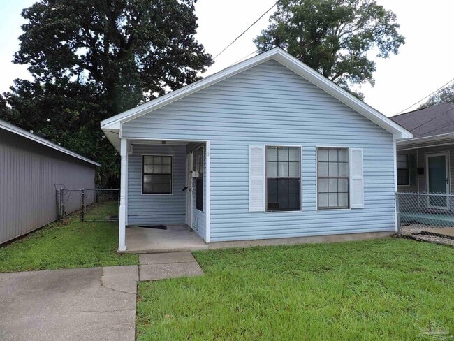 Photo - 119 N Reus St House