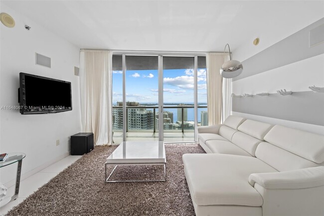 Photo - 465 Brickell Ave Condo