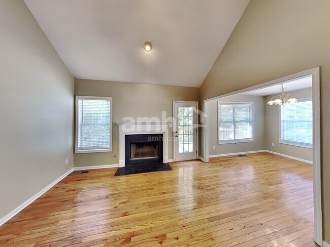 Photo - 2854 Rhonda Dale Dr