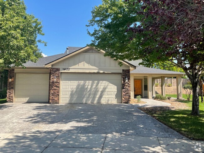 Building Photo - 5-Bedroom Home in Meridian