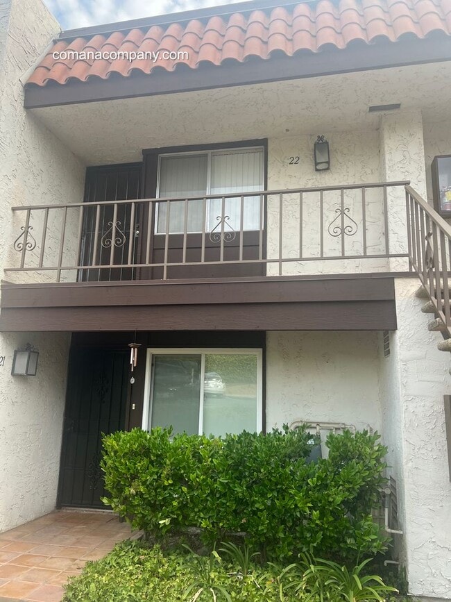 Building Photo - Beautiful 2 bedroom Condo Unit 21