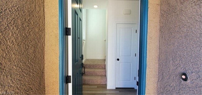 Photo - 176 Freeport Vw Pl