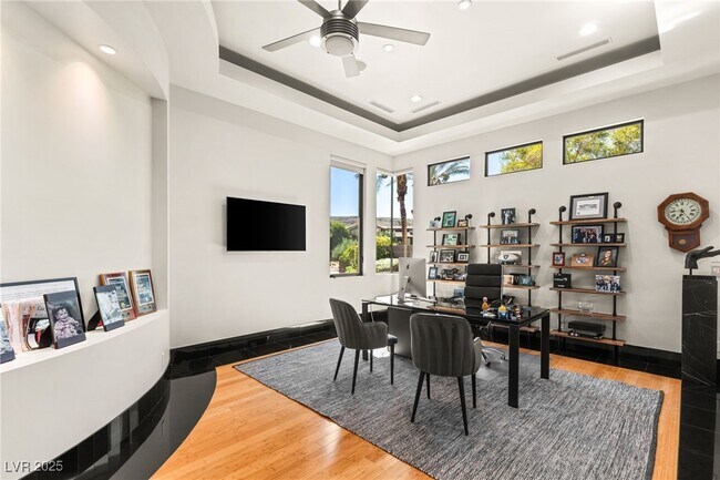 Photo - 2 Castle Oaks Ct