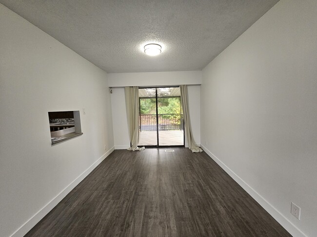 Photo - 13454 Crestview Dr