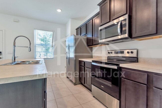 Photo - 8330 Zenith Cir