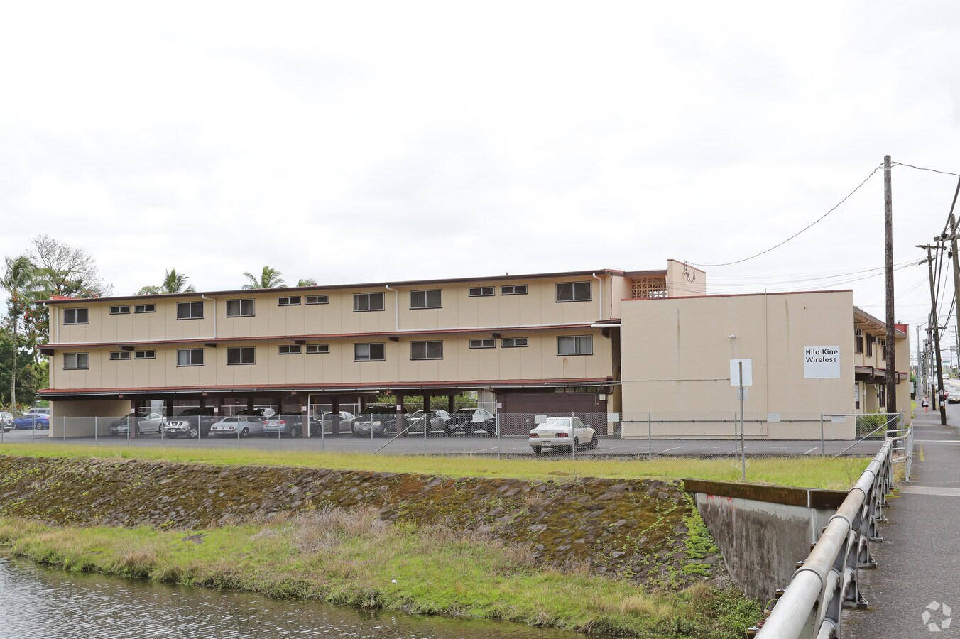 Photo - 963 Kilauea Ave