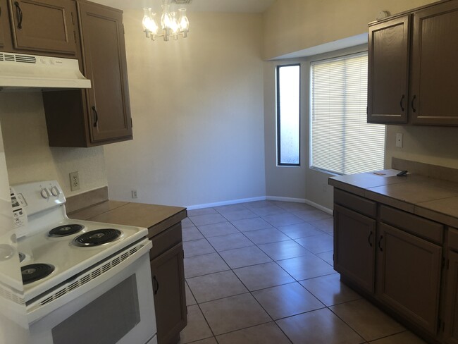 Photo - 2521 W Glenbrook Way