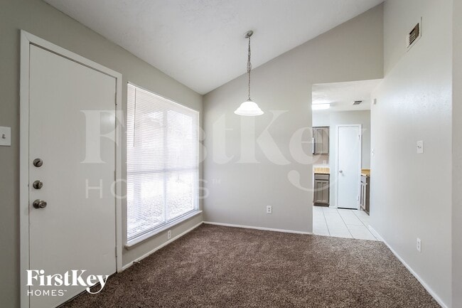 Photo - 4118 Pinebridge Ln