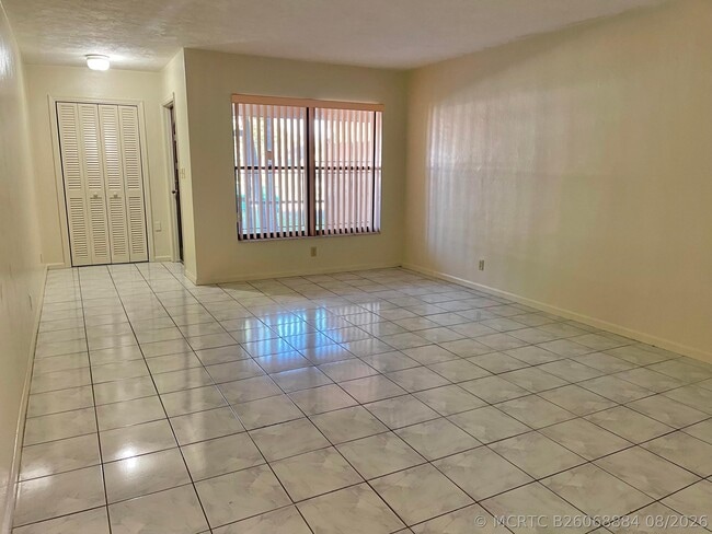 Photo - 7112 NW 78th Ave