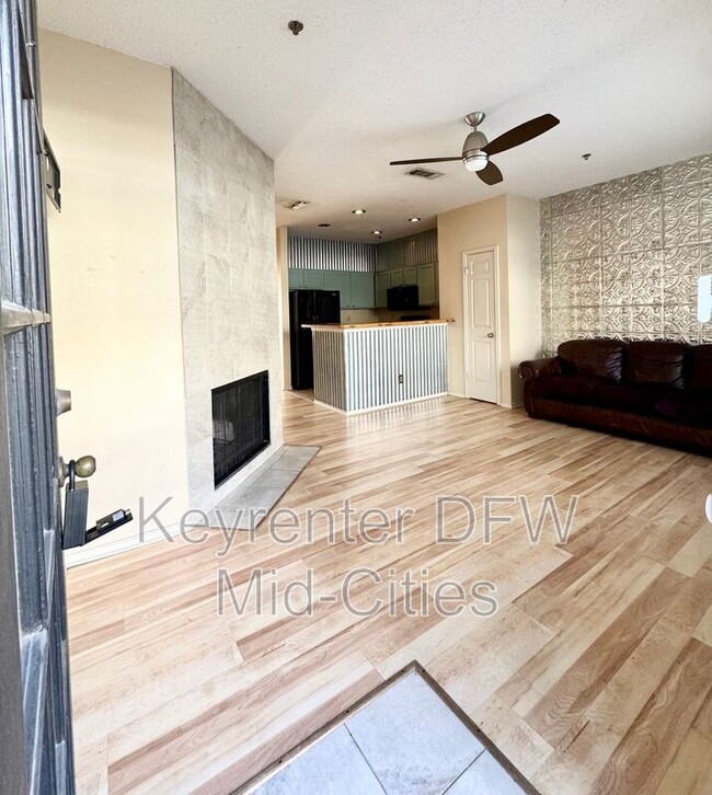 Photo - 4800 W Lovers Ln Condo Unit #405