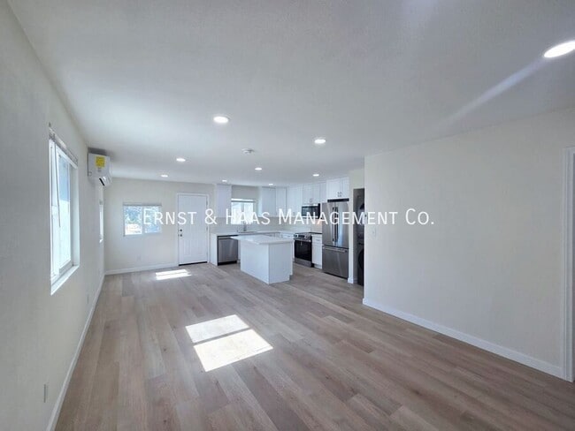 Photo - 8142 California St Unit B
