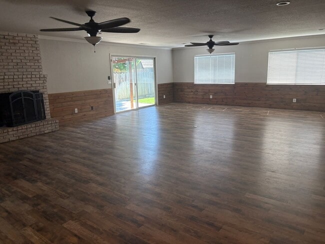 Photo - 8139 Winfield Dr