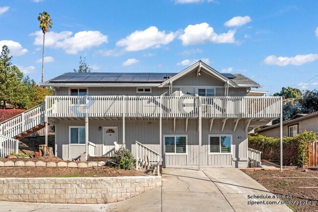Building Photo - Unit A
