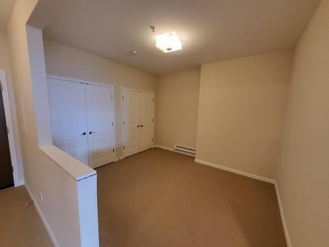 Photo - Peninsula Apartments