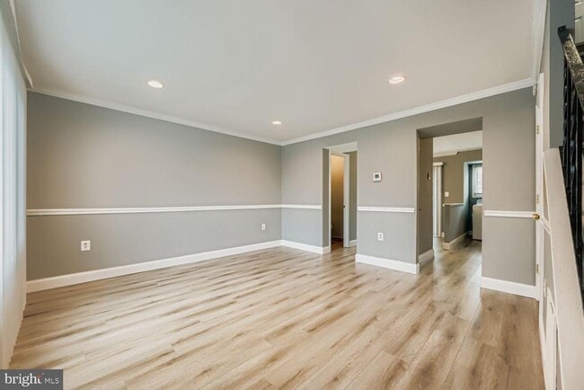 Photo - 2610 Hallam Ct