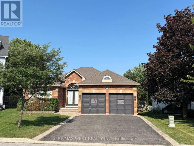 Photo - 63 Munro Cir