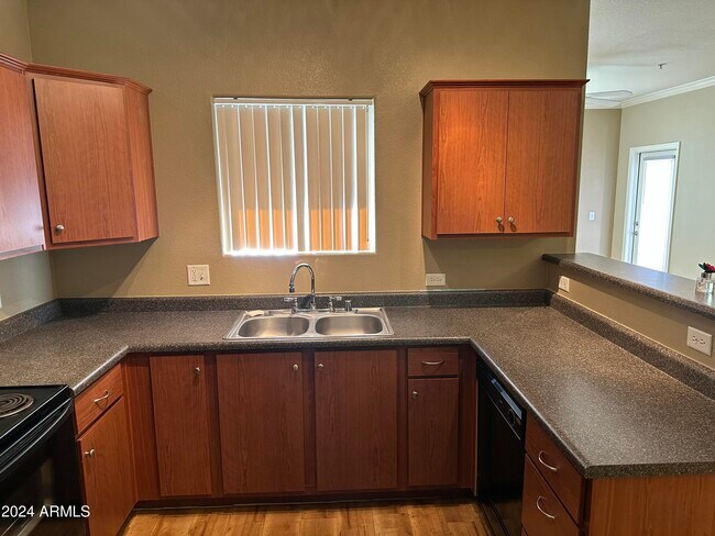 Photo - 1941 S Pierpont Unit 2134