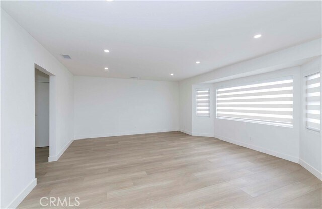 Photo - 16956 Denker Ave