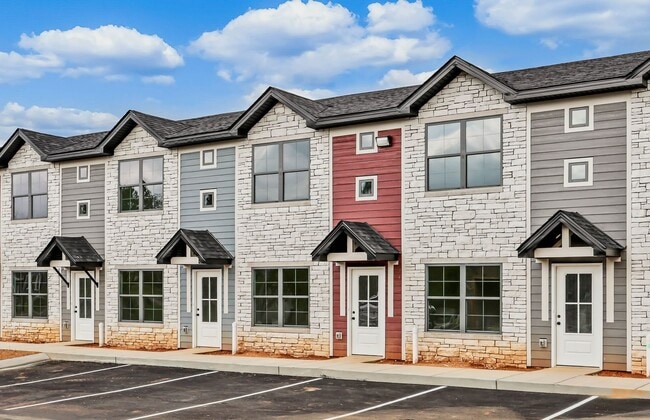 Photo - Millie At Midtown