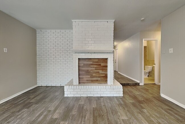 Photo - 938 Hudson Dr