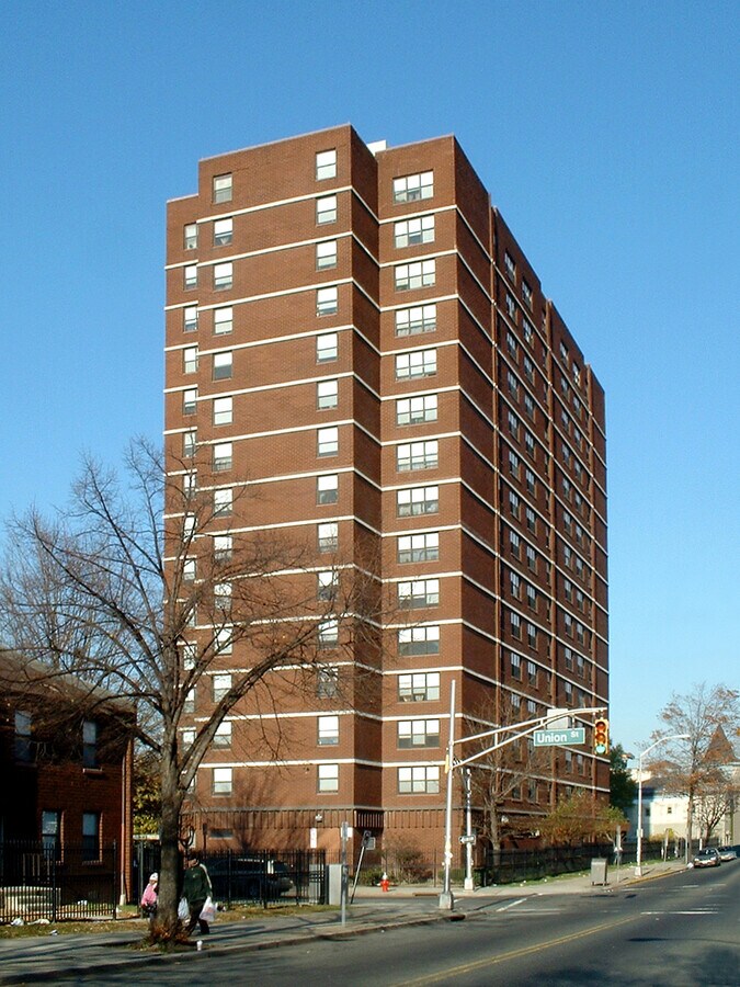 View from the southwest along Ocean Avenue - Salem Lafayette Urban Renewal L.P. Campus Apartments