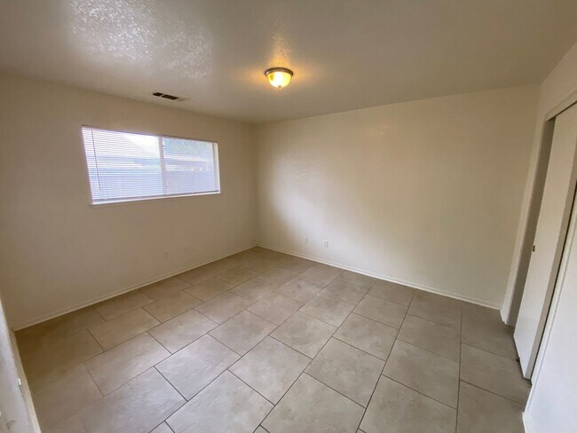 Photo - 3153 Unidad 3530