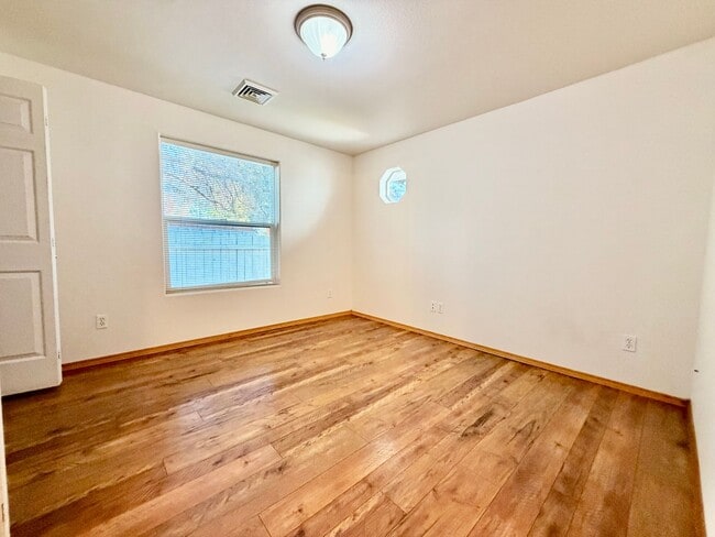 Photo - RD T 13-508 , 23-898 Unit 13-508