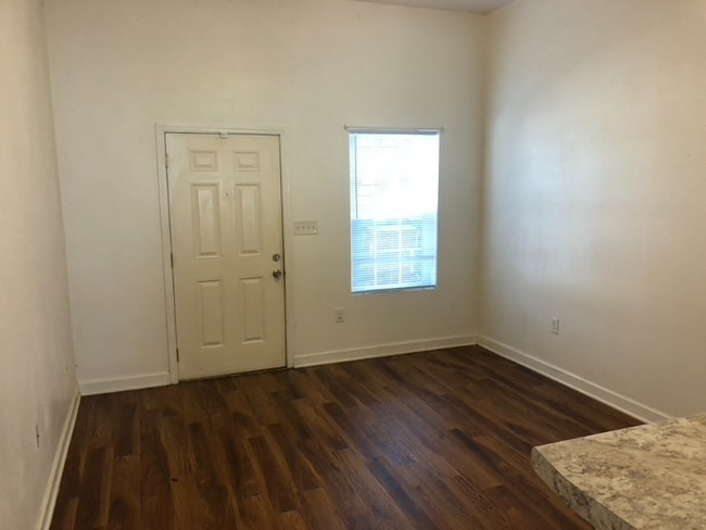 Photo - 418-420 Cir H Dr Unit 420