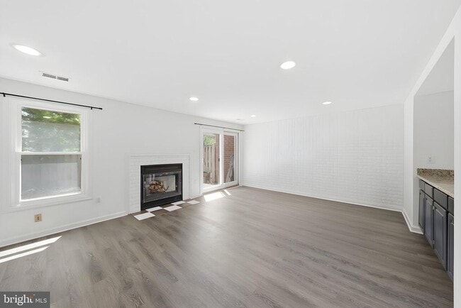 Building Photo - 10153 Turnberry Pl