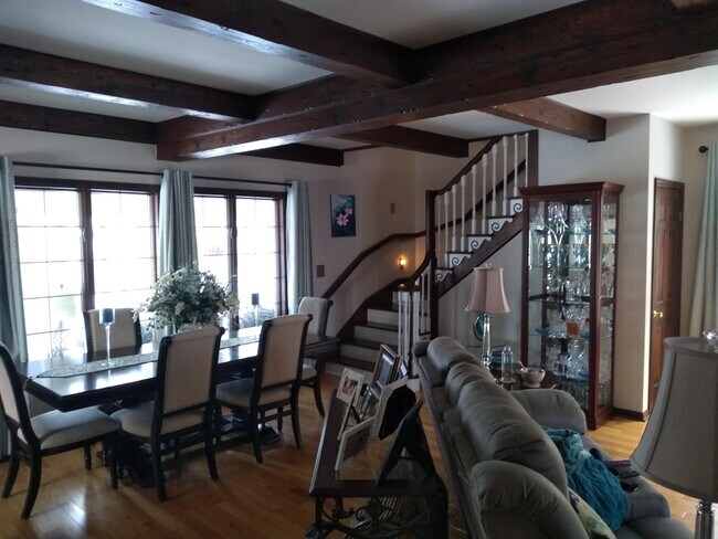 Photo - 1619 Riverside Dr