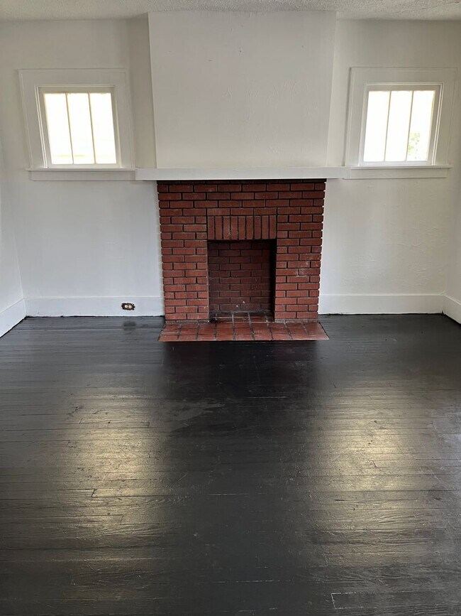 Photo - Three Bedroom Single Family House