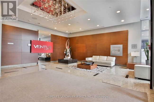 Photo - 181 Village Green Square Unité 2819