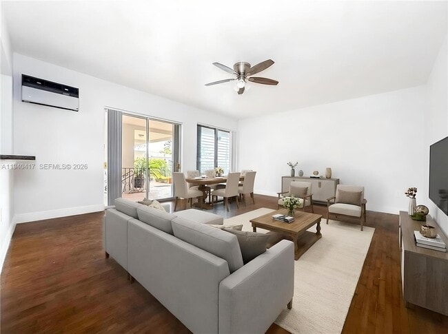 Photo - 1316 NE 105th St Unit 202