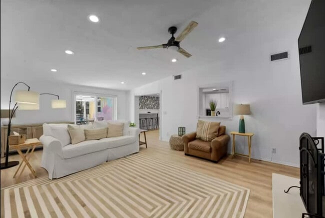 49 Sandra Dr Unit SI ID1578572P