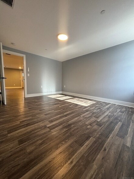 Photo - 303 Norwich-New London Turnpike