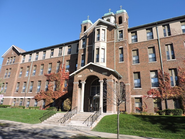 Burnham Hill Apartments